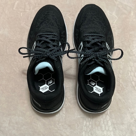 New Balance Shoes New Balance Womens Fresh Foam 68 V7 Black